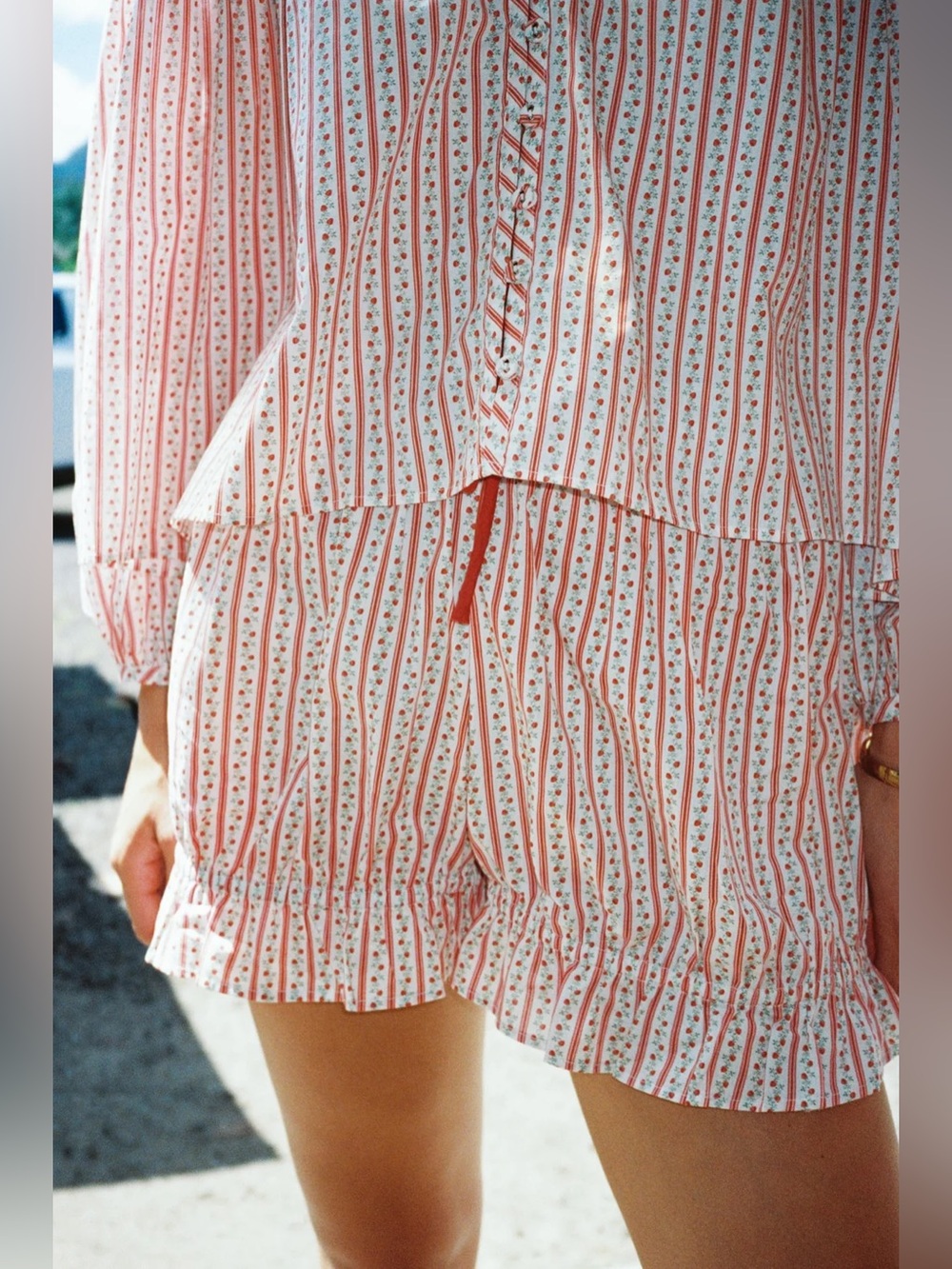 The Dulce Short